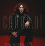 07-05-1978 Van Halen
Alex van Halen at studio Amsterdam

[keywords]Posed, Eyecontact[/keywords]